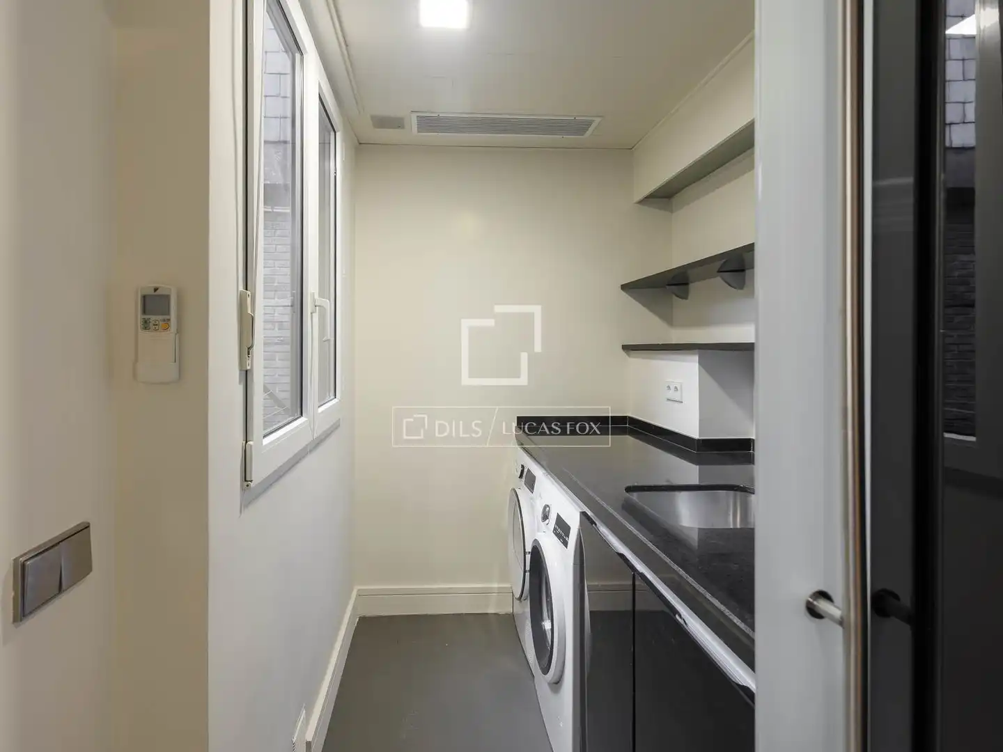 Kitchen of Attic for rent in Madrid  with Air Conditioner, Heating and Private garden