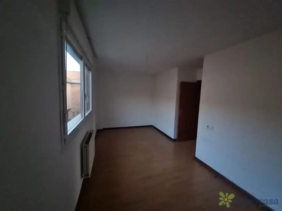 Dormitori de Dúplex en venda en Ribaforada amb Calefacció i Traster