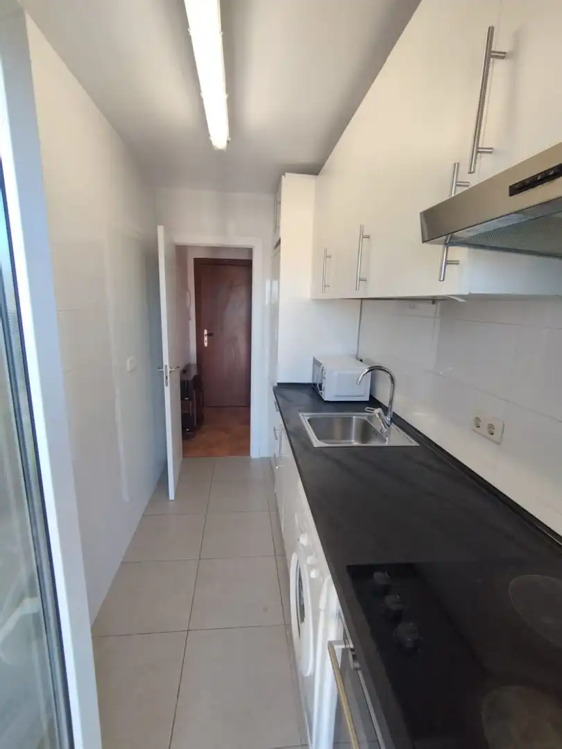 Küche von Wohnung zur untervermieten in Madrid mit Heizung, Terrasse und Möbliert