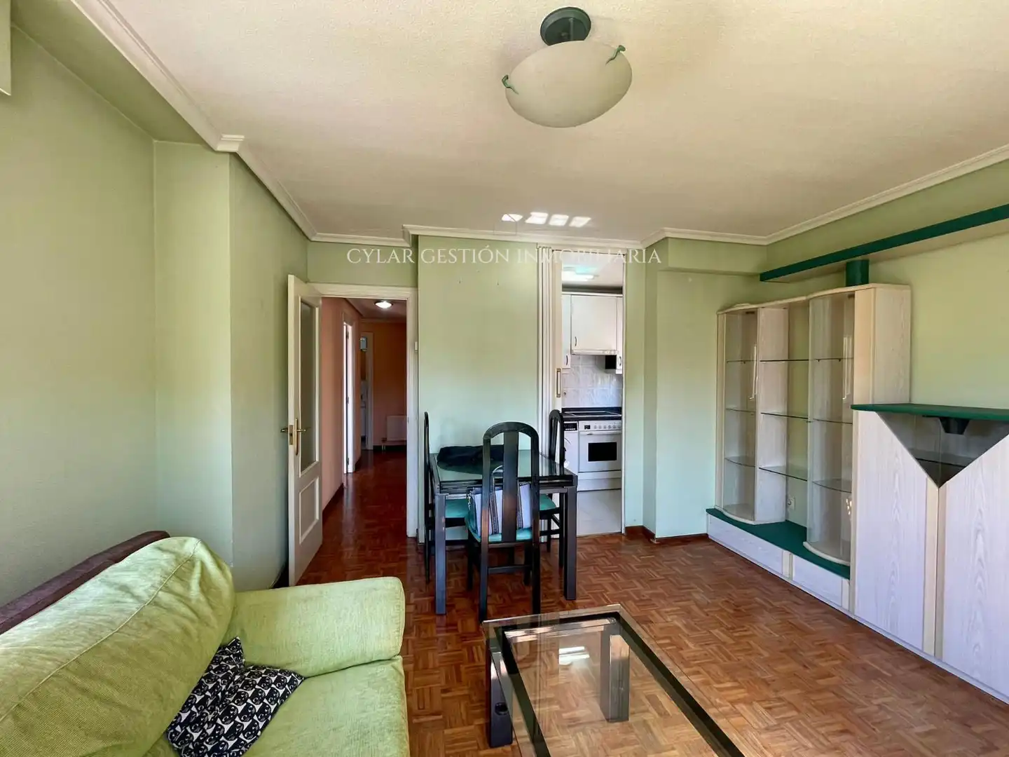 Sala de estar de Piso en venta en Salamanca con Calefacción, Terraza y Amueblado