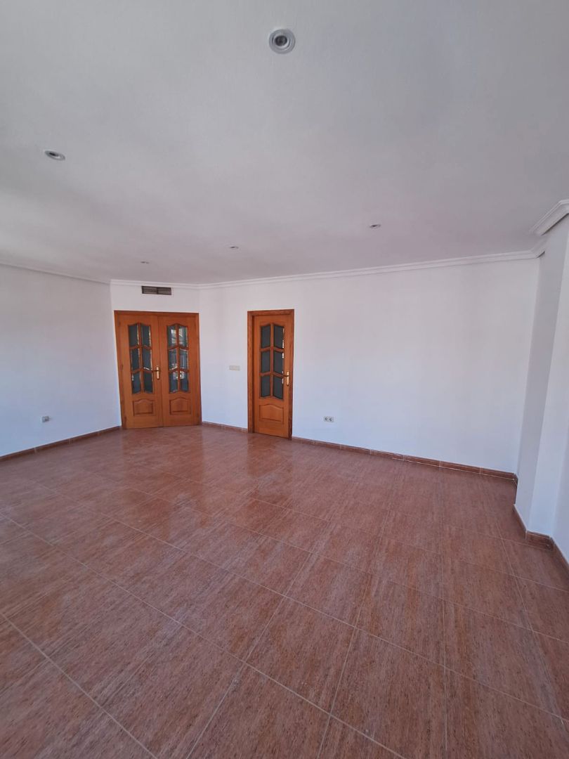 Piso de alquiler en Benejúzar con Horno y Lavadora