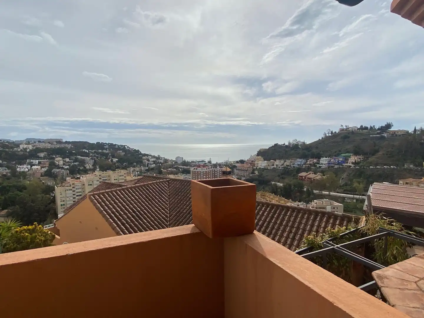 Houses for sale in Calle Sierra de Yeguas, Limonar