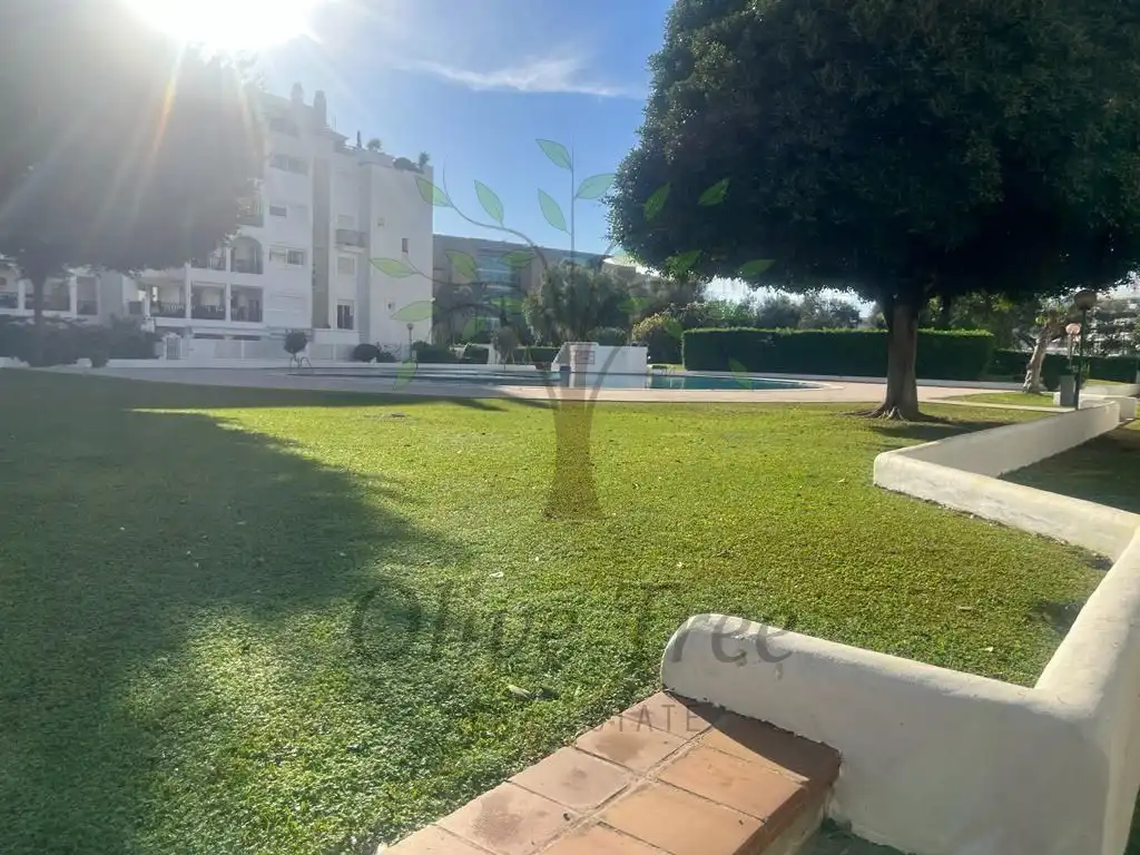 Apartamento en alquiler en Marina Botafoc - Platja de Talamanca
