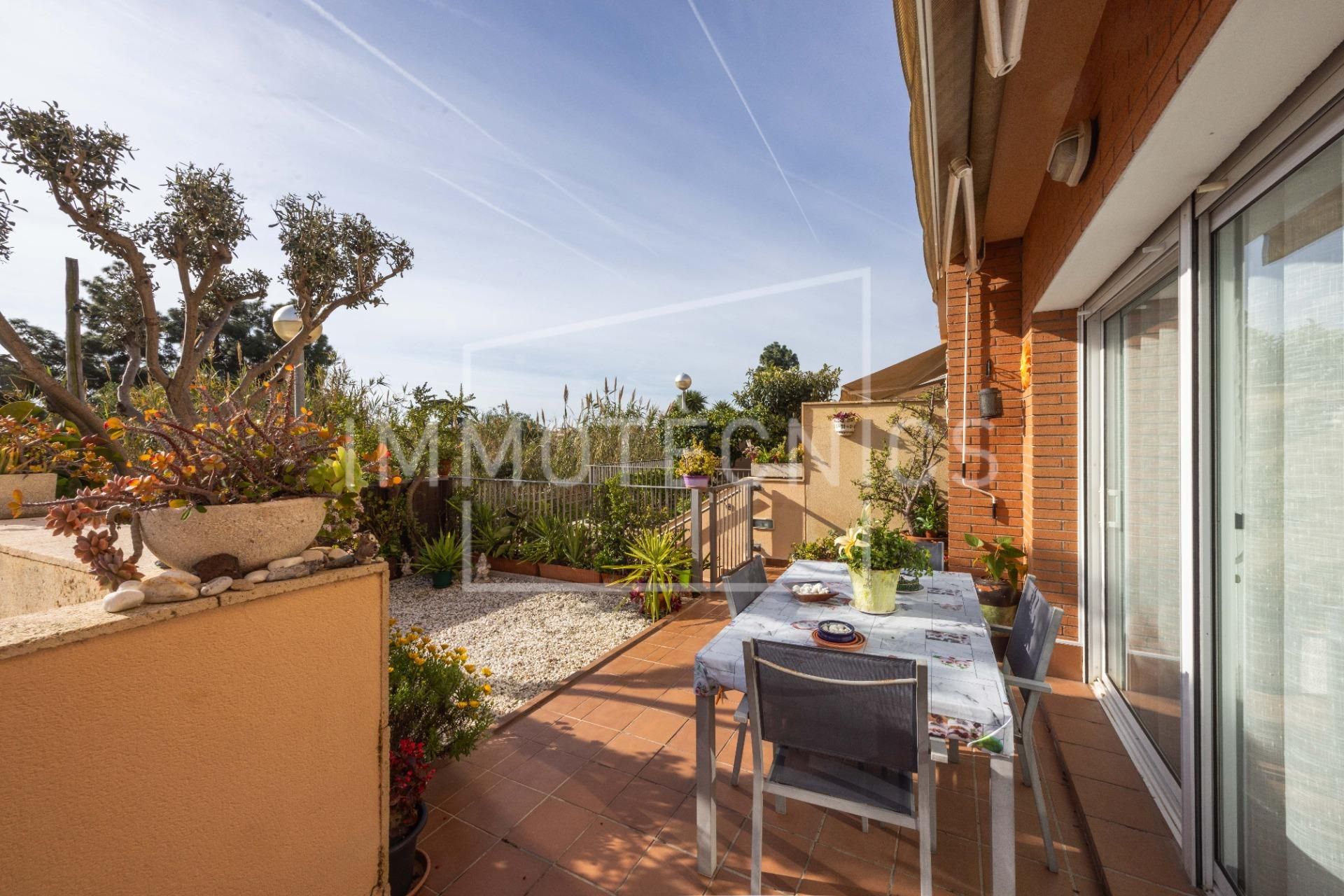 Terrace of Single-family semi-detached for sale in Canet de Mar  with Air Conditioner, Heating and Private garden