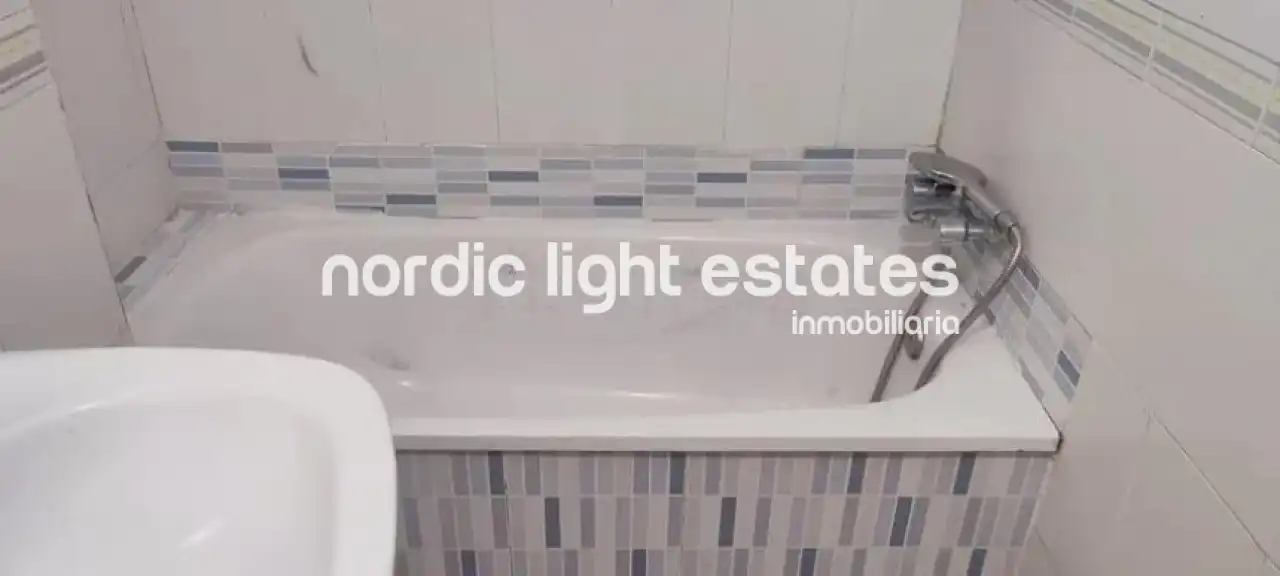 Bathroom of Flat for sale in Málaga  with Terrace, Storage room and Swimming Pool