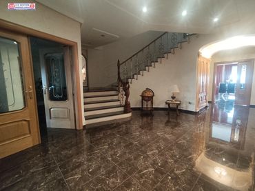 Casa amb balcó en venda a Alcázar de San Juan