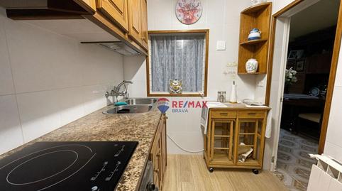 Photo 3 of Single-family semi-detached for sale in Girona - Cl del Mig, Taialà - Germans Sabat, Girona