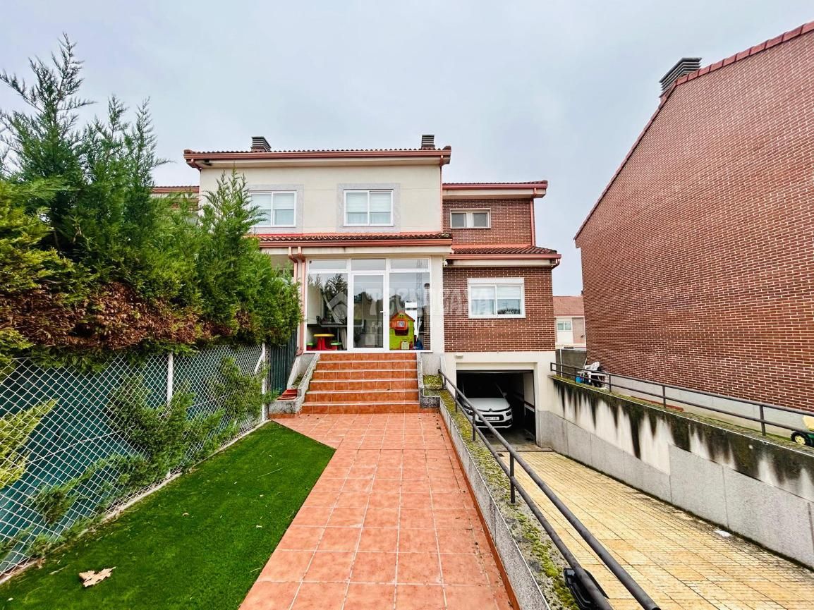 Garden of Single-family semi-detached for sale in Boecillo  with Heating