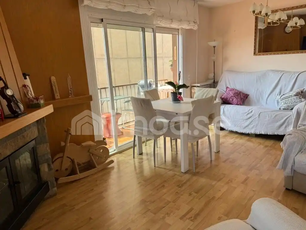 Living room of Flat for sale in Berga, Barcelona