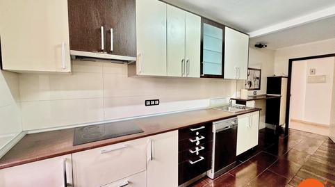 Foto 3 de Piso en venta en Carlos V, Sur - PAU 4, Madrid