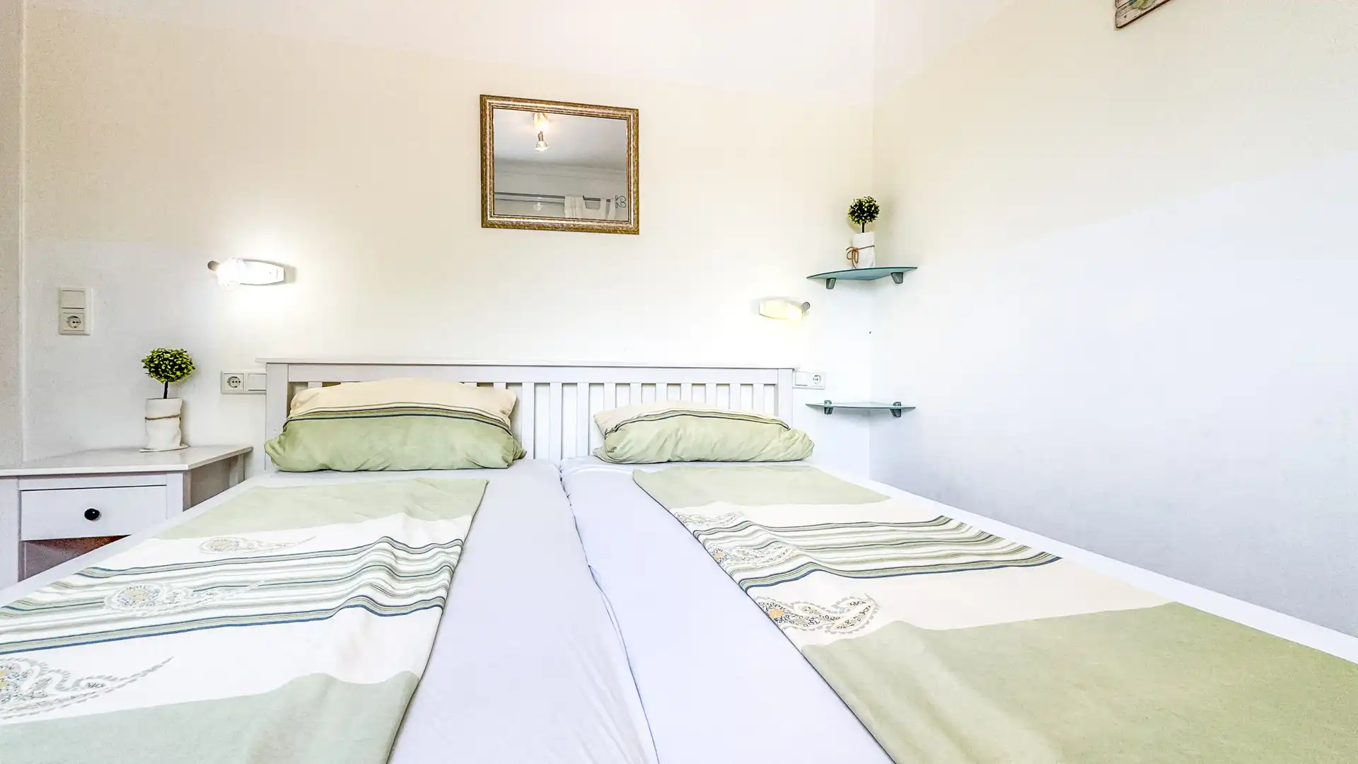 Habitación de Planta baja en venta en Calvià con Terraza y Balcón