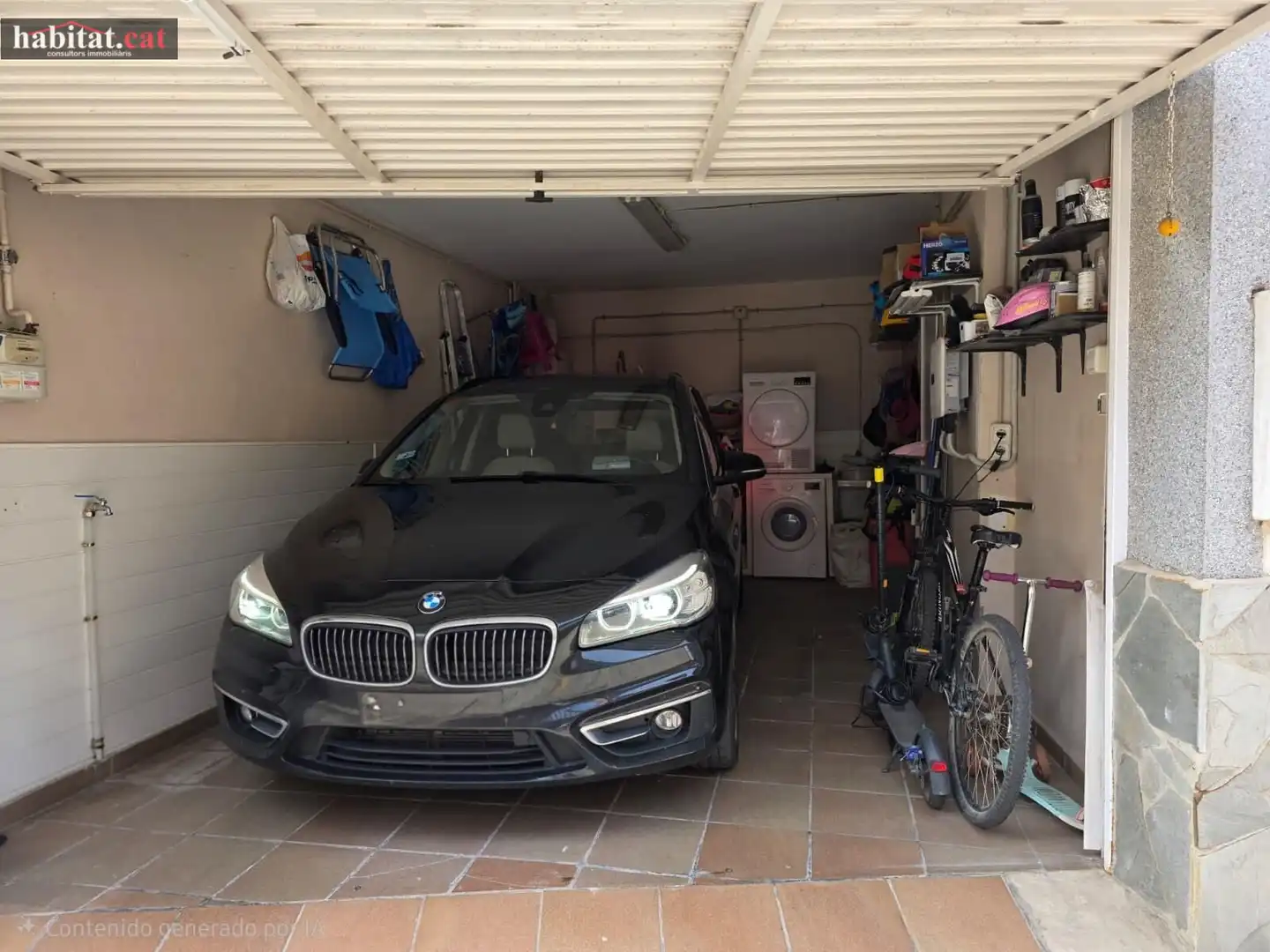 Parking de Casa adosada en venta en Vilanova i la Geltrú con Aire acondicionado, Calefacción y Parquet