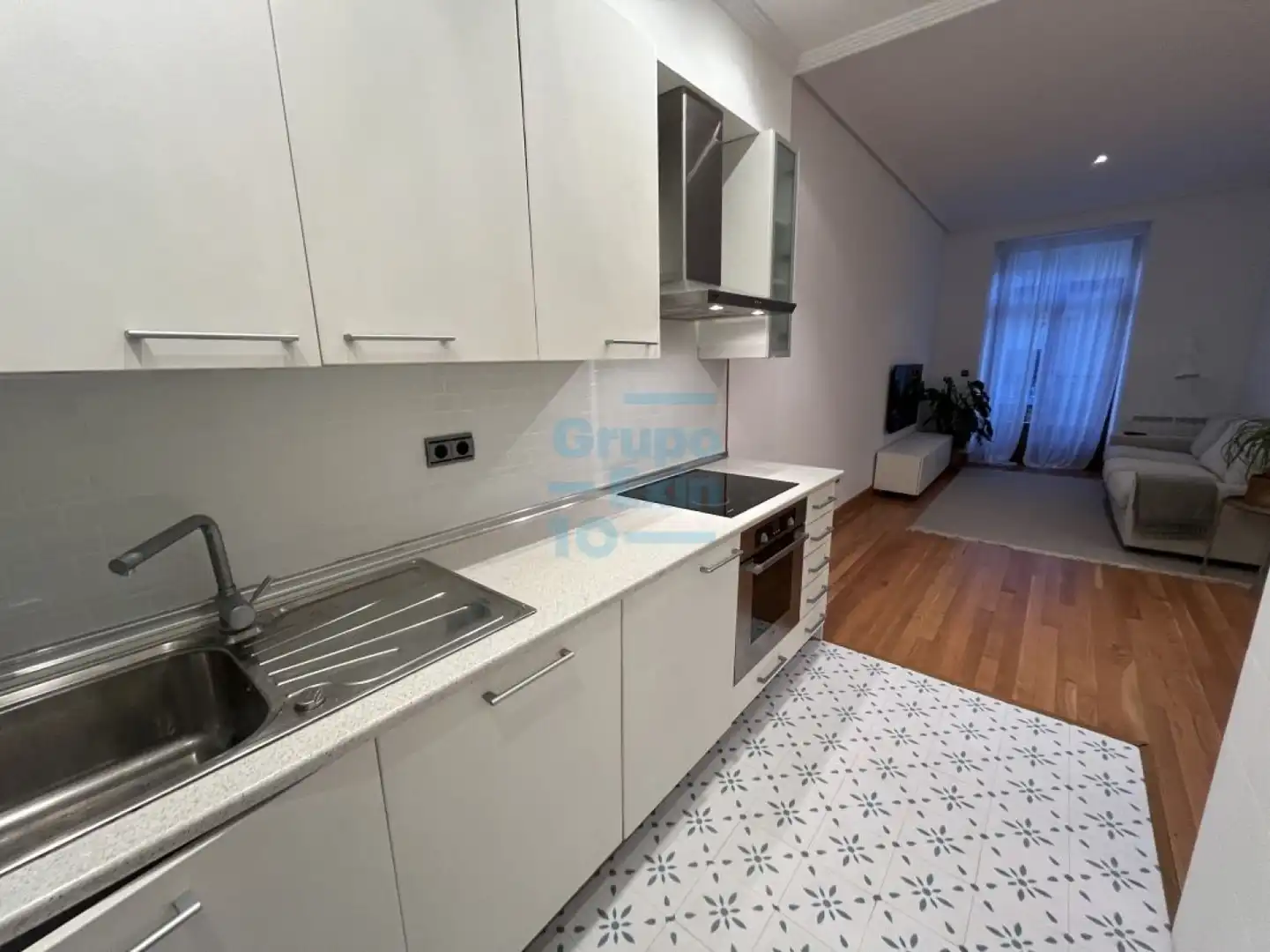 Piso de alquiler en Donostia-San Sebastián - Euskal Herria Kalea, Parte Vieja