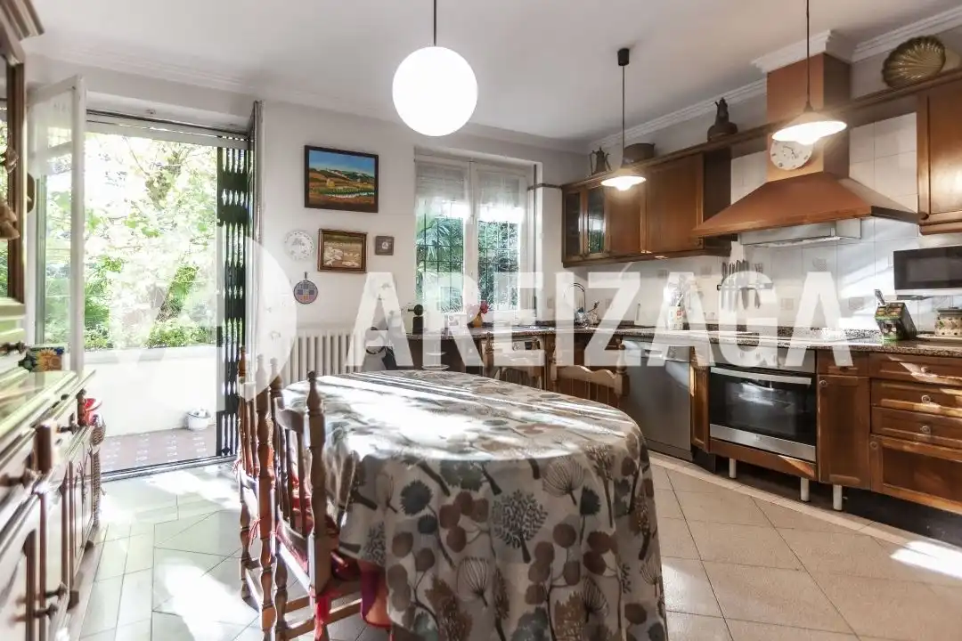 Jardín de Casa o chalet en venta en Donostia - San Sebastián  con Calefacción, Jardín privado y Terraza