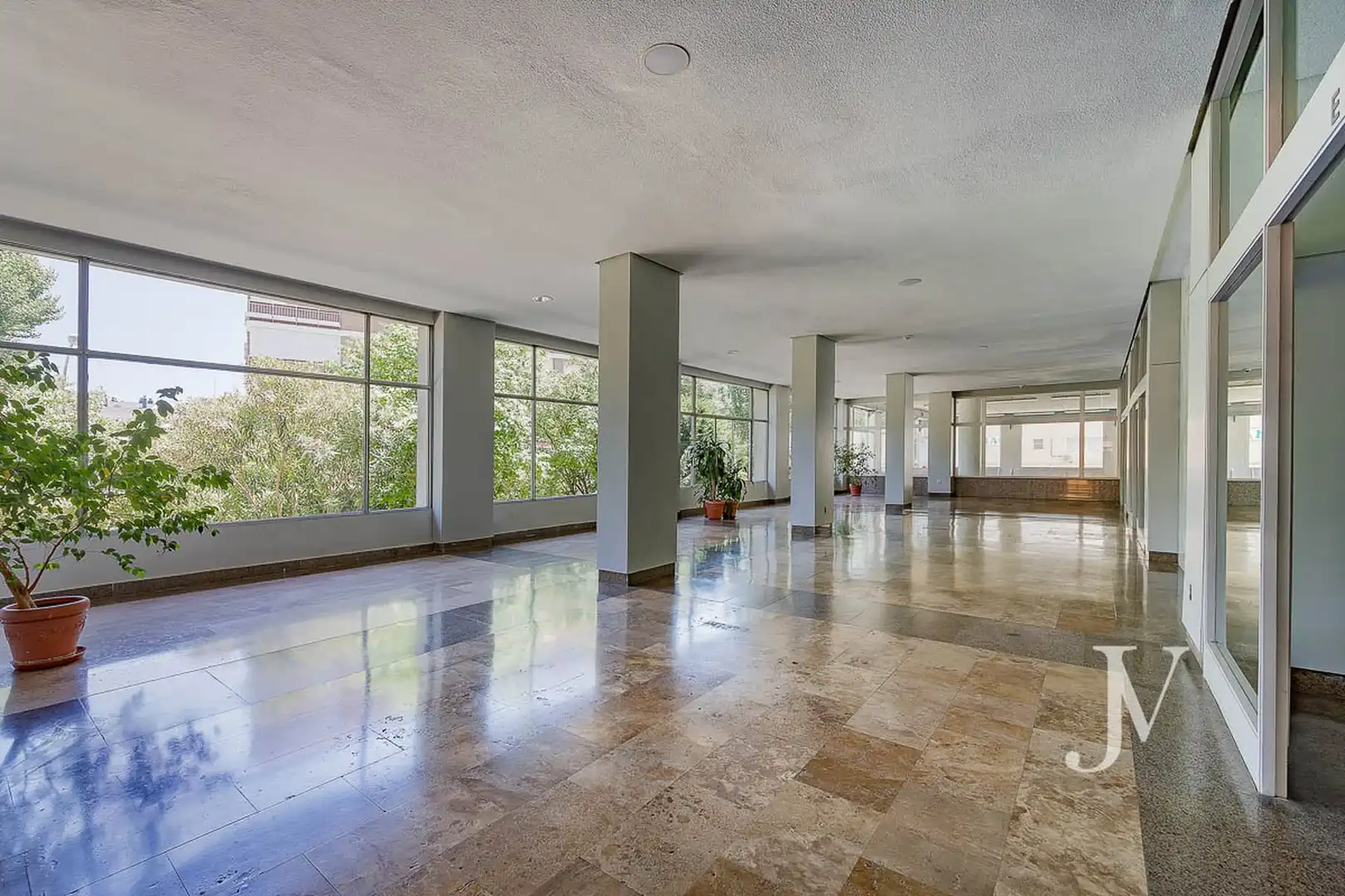 Office for sale in Madrid  with Air Conditioner, Heating and Internet