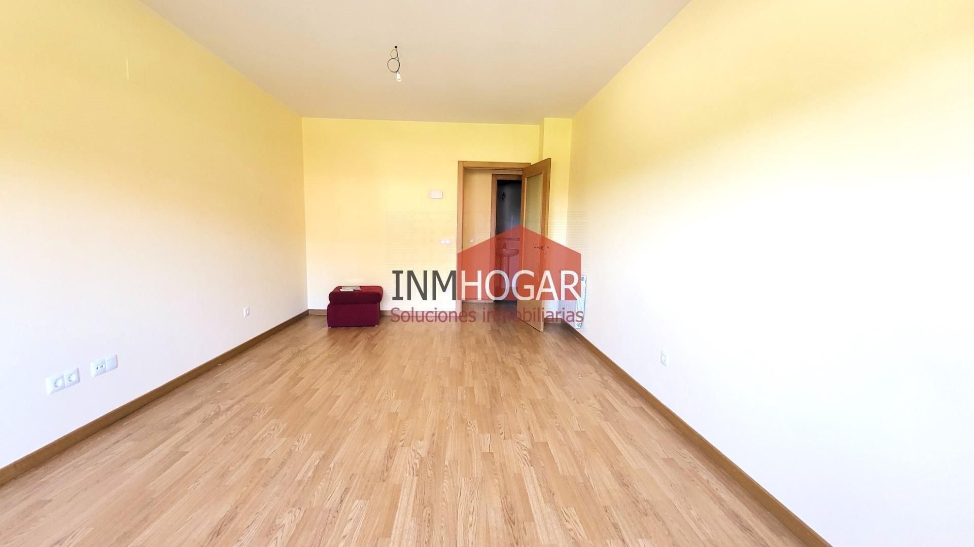 Living room of Flat for sale in Ávila Capital  with Heating, Terrace and Storage room