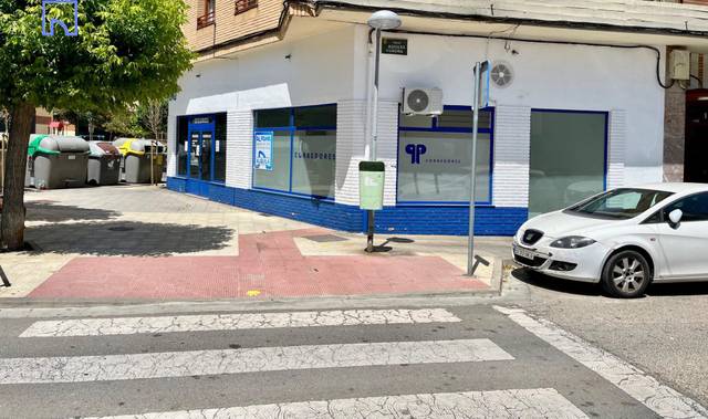 Local comercial en Alquiler en Griseras - Gardachales