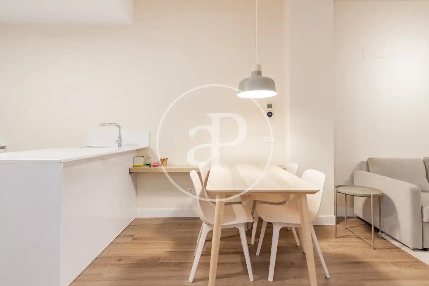 Comedor de Piso de alquiler en Madrid con Aire acondicionado, Calefacción y Trastero