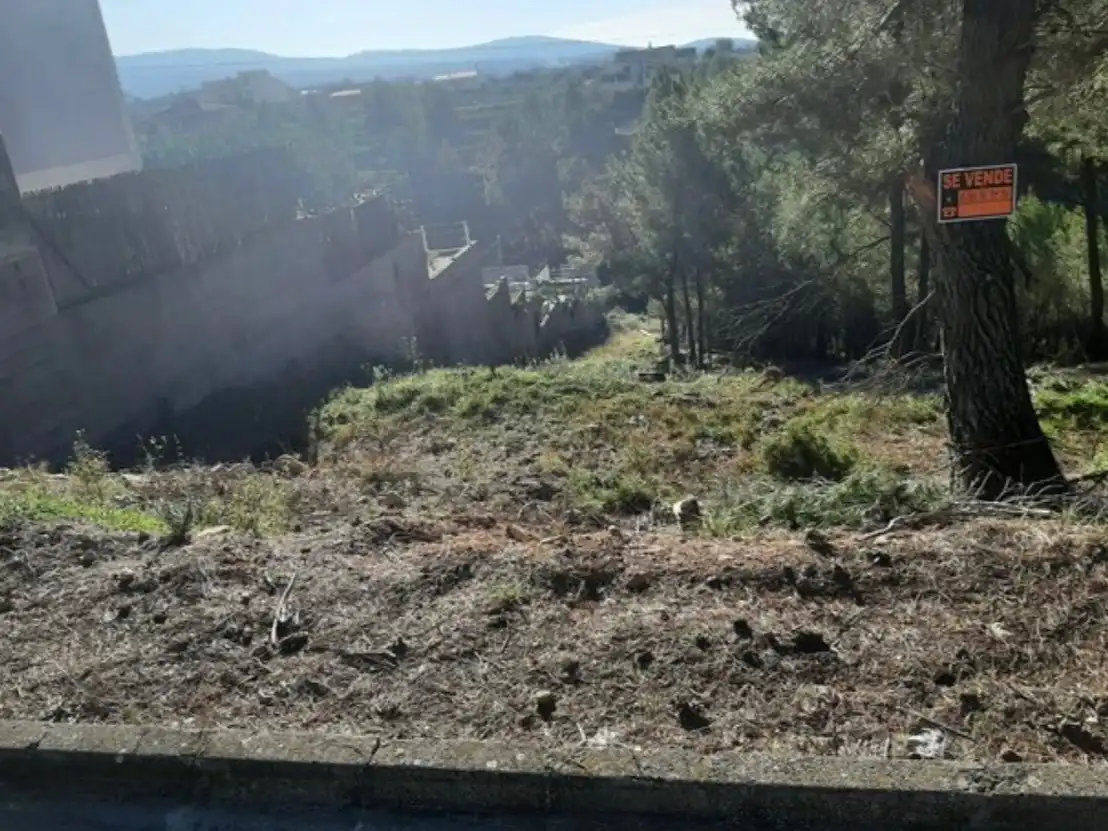 Terreny residencial en venda a Carrer Girona 123
