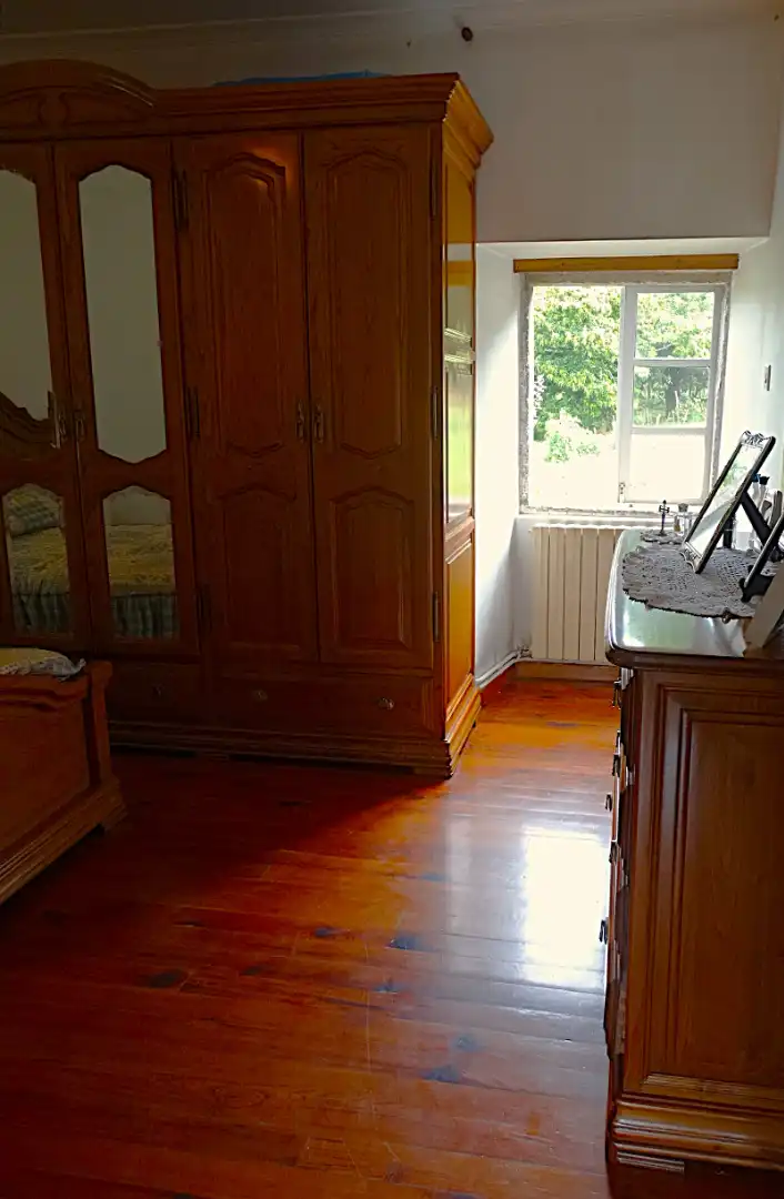 Dormitori de Finca rústica en venda en Narón amb Calefacció, Jardí privat i Parquet