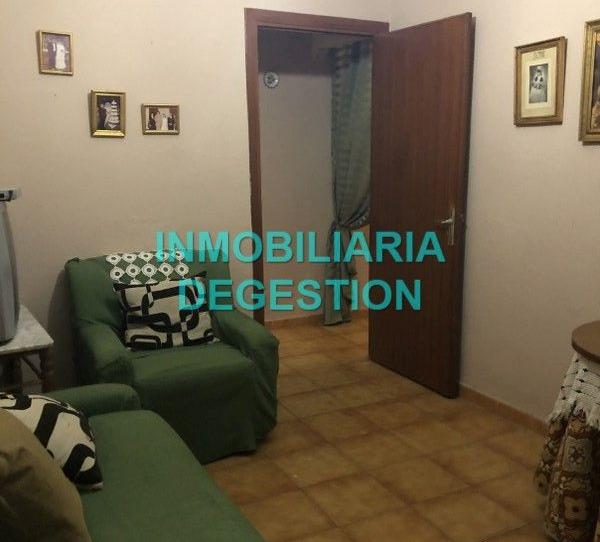 Foto 1 de Casa adosada en venda a San Ildefonso - Catedral, Jaén