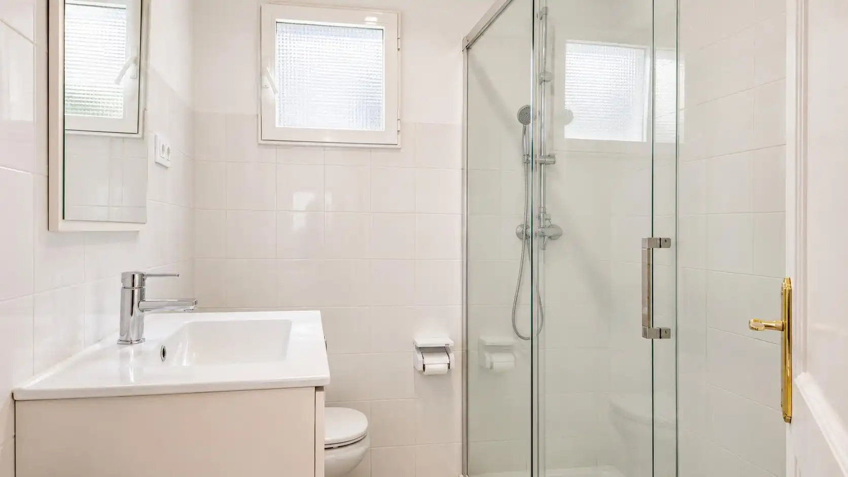 Baño de Piso en venta en Comillas (Cantabria) con Calefacción