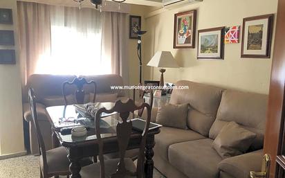 Sala d'estar de Pis en venda en Lucena amb Aire condicionat, Calefacció i Traster