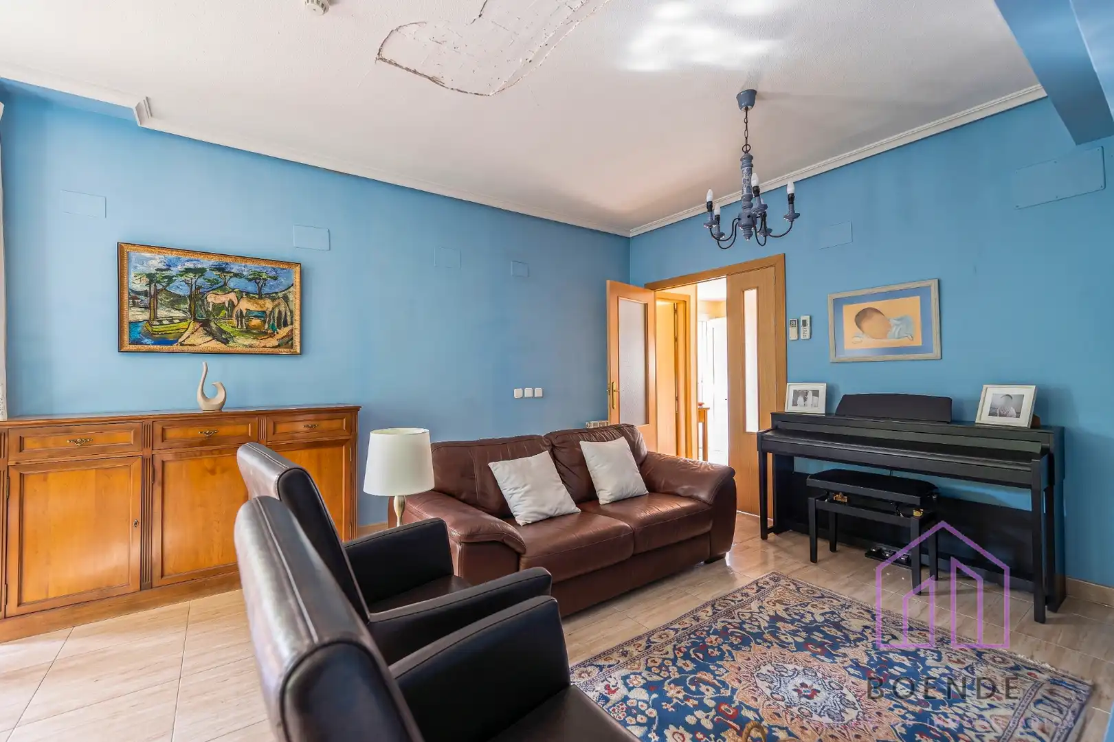 Sala d'estar de Casa o xalet en venda en Rivas-Vaciamadrid amb Aire condicionat, Calefacció i Jardí privat