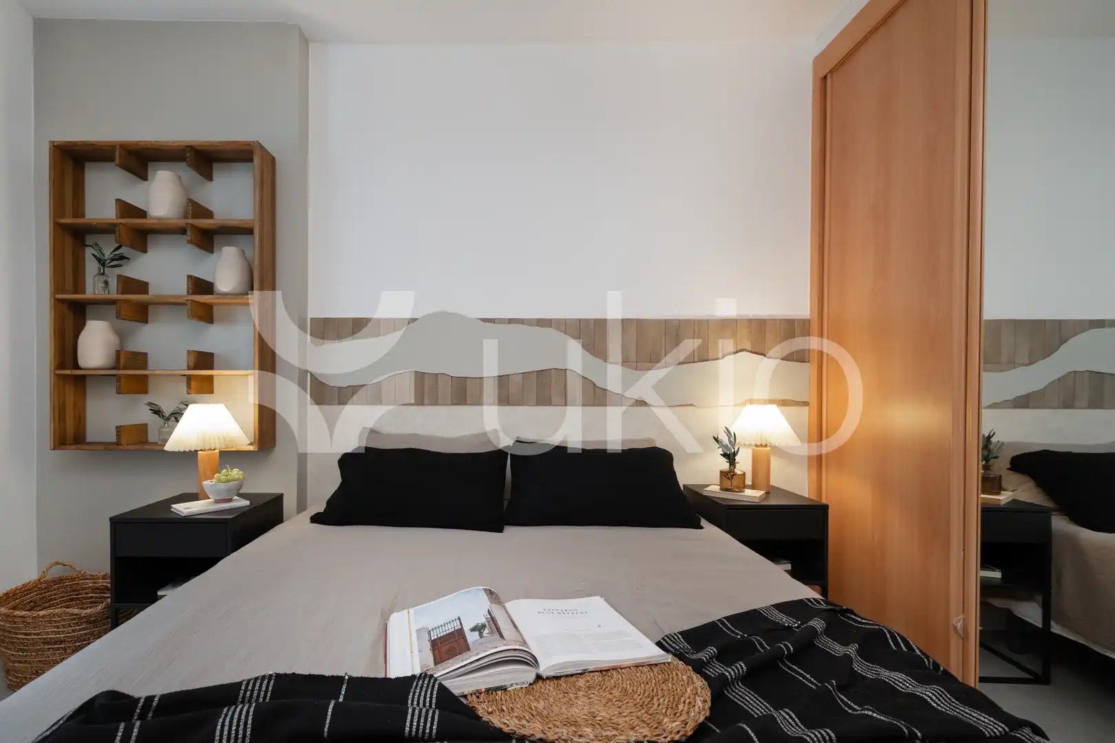 Habitación de Apartamento de alquiler en Madrid con Aire acondicionado, Calefacción y Amueblado