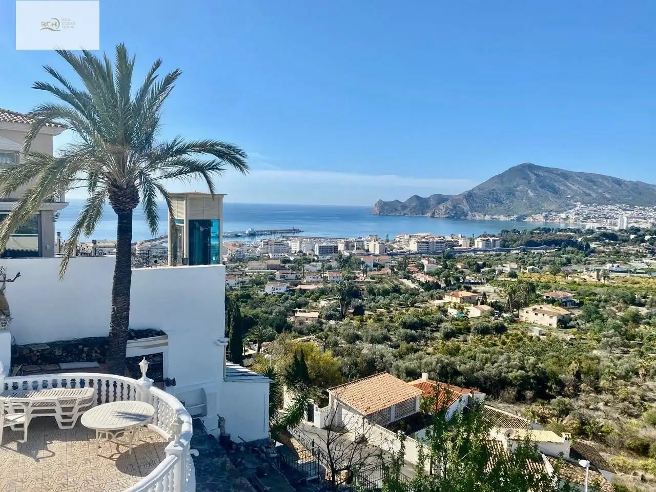Casa adosada en venda a Altea ciudad
