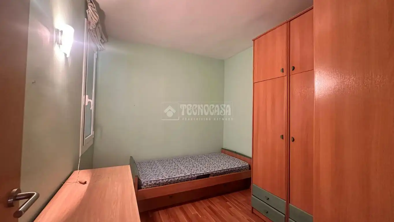 Habitación de Piso en venta en Barcelona con Aire acondicionado y Amueblado