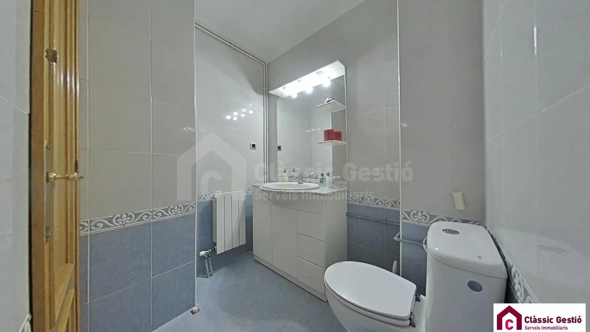 Baño de Piso en venta en Terrassa con Aire acondicionado y Calefacción