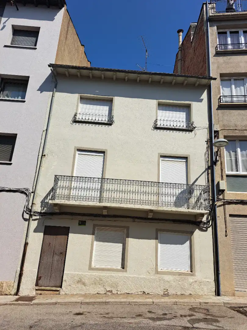 Edifici en venda a Carrer d'Estavar, 17, Llívia