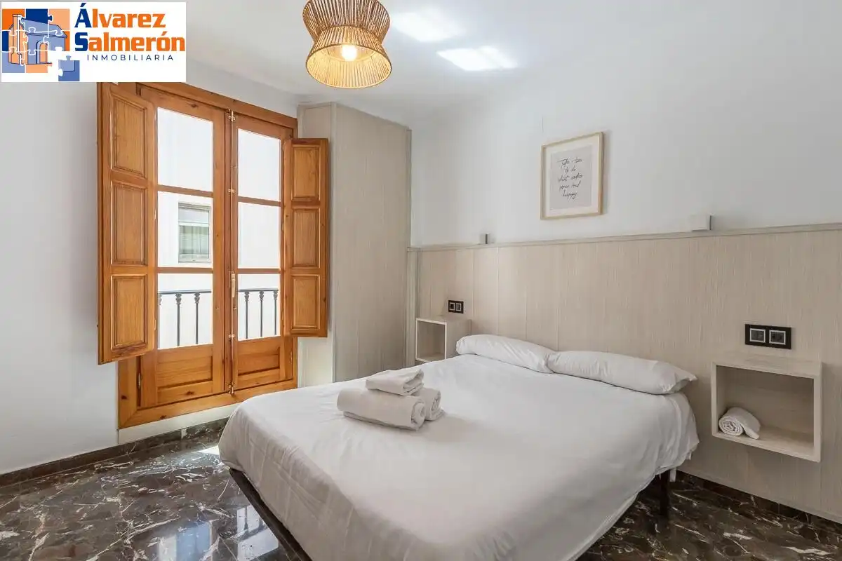 Habitación de Piso en venta en Granada