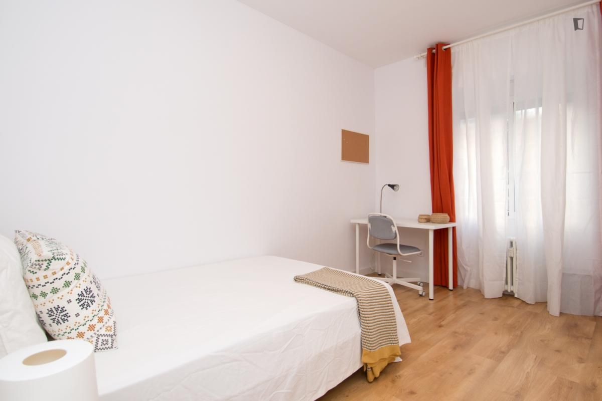 Apartment for share in Cuatro Caminos - Azca