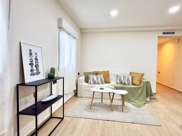 Piso en Venta en Calle Pontevedra en El Pilar