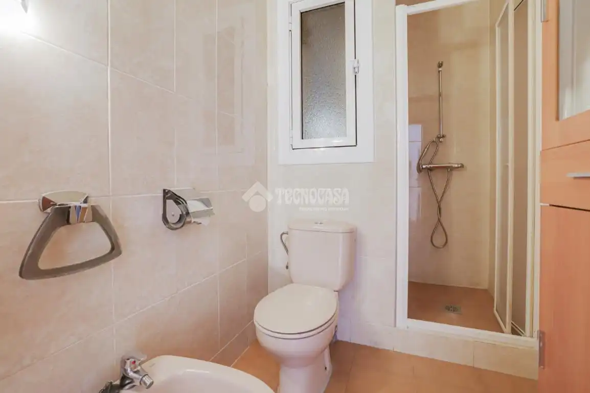 Baño de Piso en venta en Barcelona con Balcón