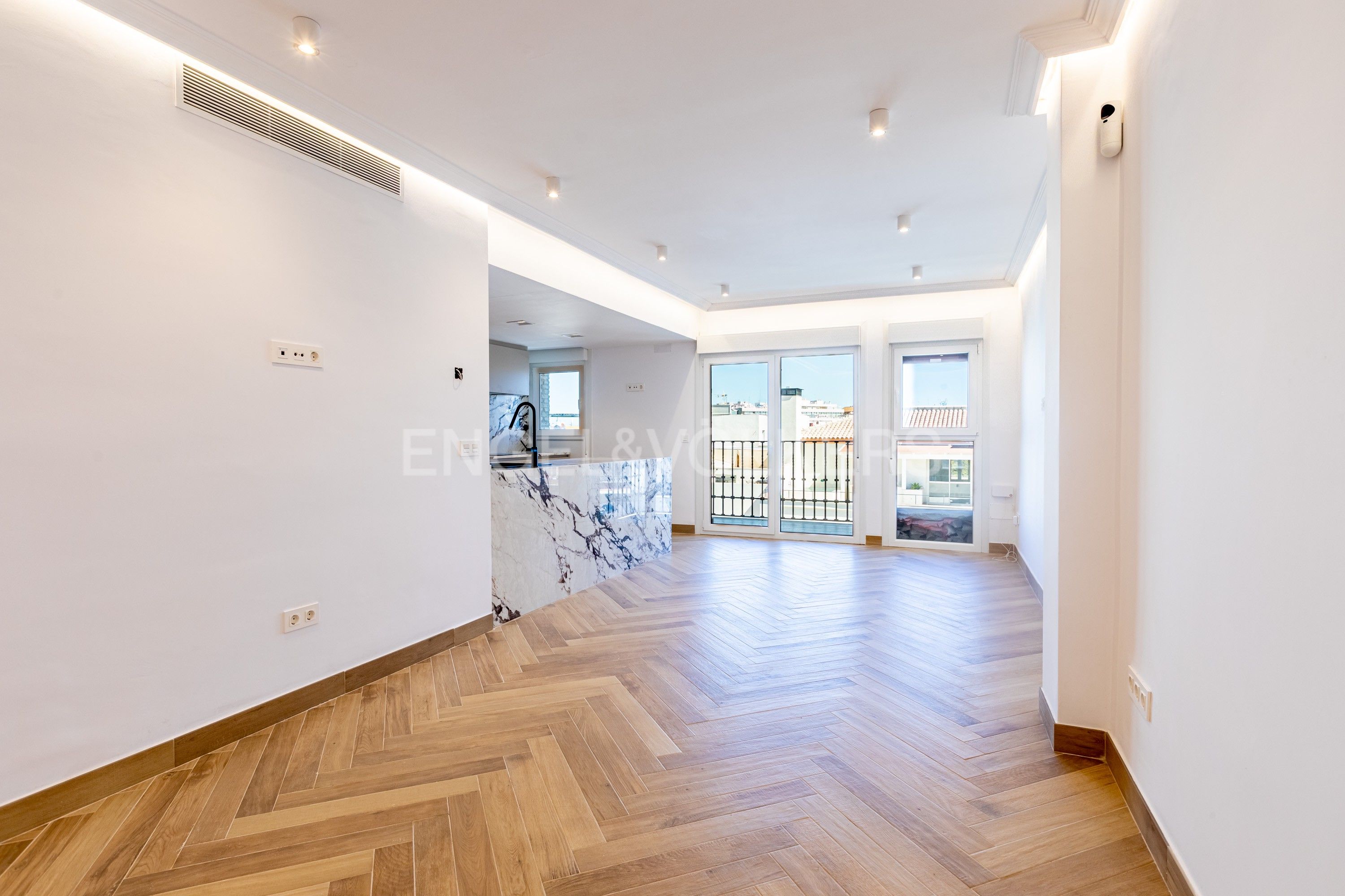 Sala d'estar de Apartament en venda en  Sevilla Capital amb Aire condicionat, Calefacció i Terrassa