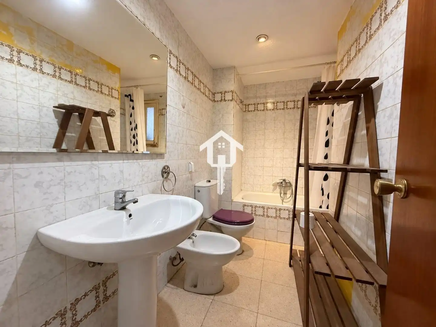 Baño de Piso en venta en Benalúa - Babel