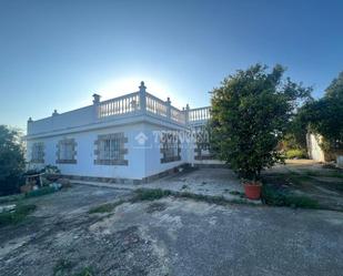 Exterior view of Country house for sale in Alcalá de Guadaira