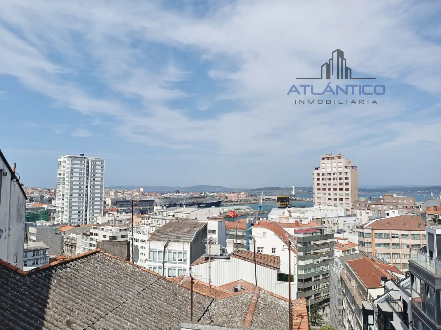 Àtic en venda en A Coruña Capital  amb Calefacció, Terrassa i Moblat