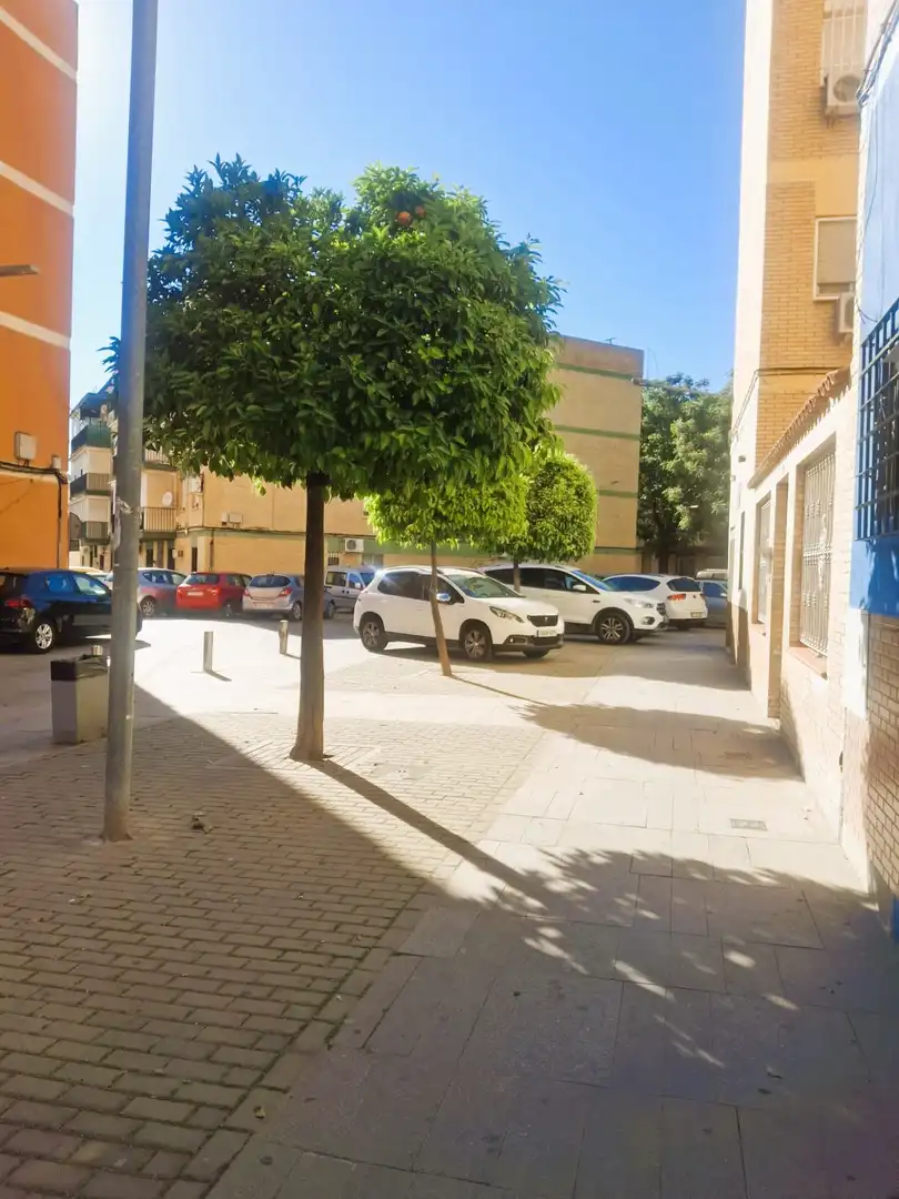 Aparcament de Pis en venda en Alcalá de Guadaira amb Aire condicionat i Terrassa