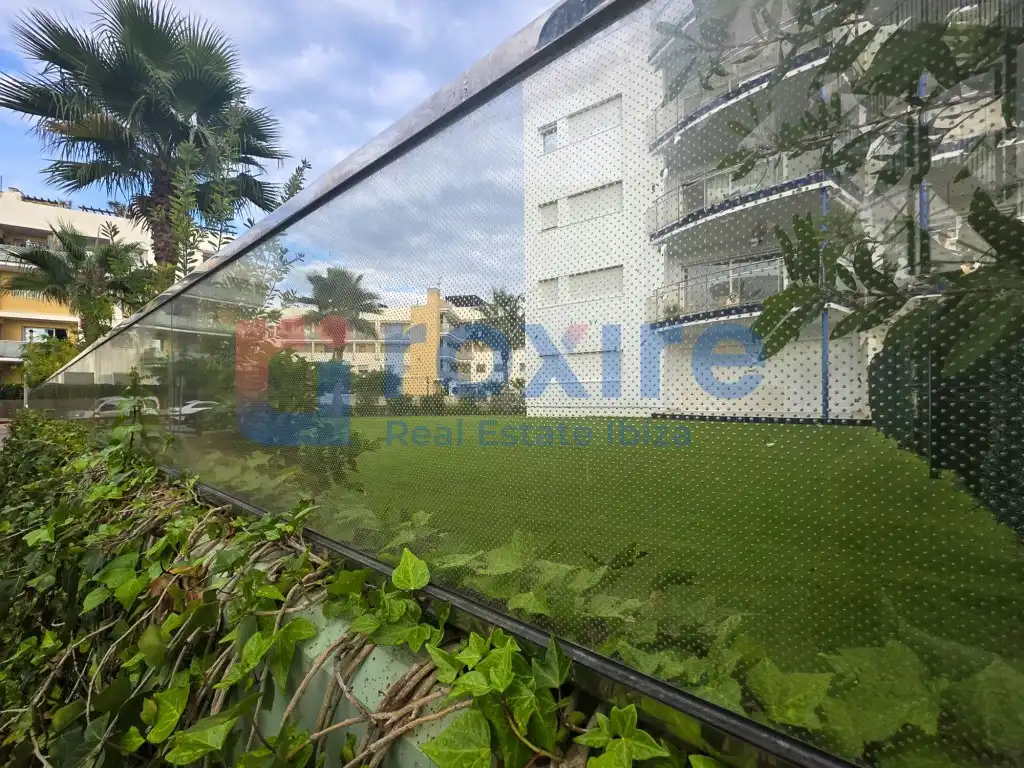 Vista exterior de Planta baja en venta en Sant Josep de sa Talaia con Aire acondicionado, Jardín privado y Terraza