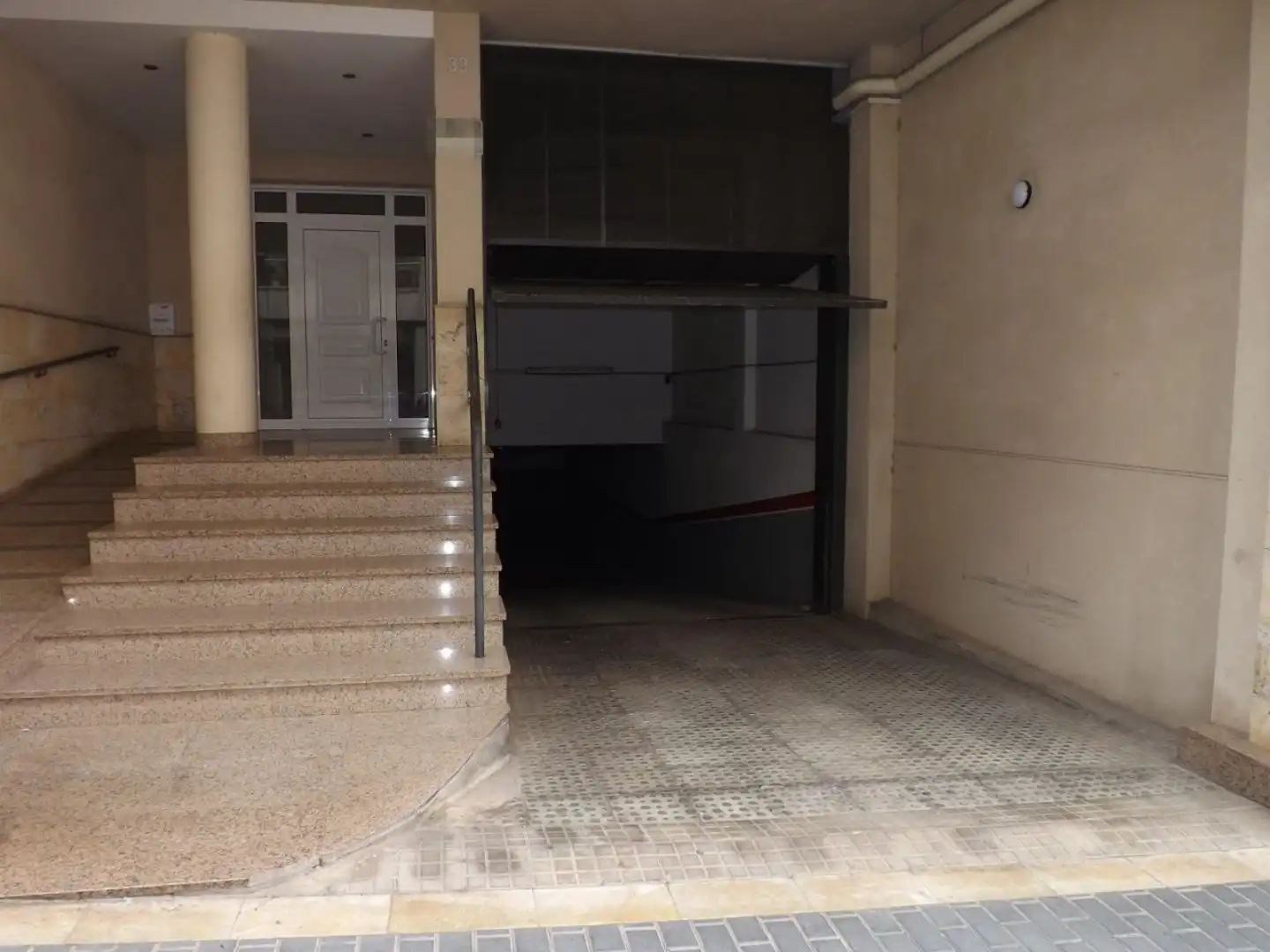 Parkplatz von Garage zur Miete in Calafell
