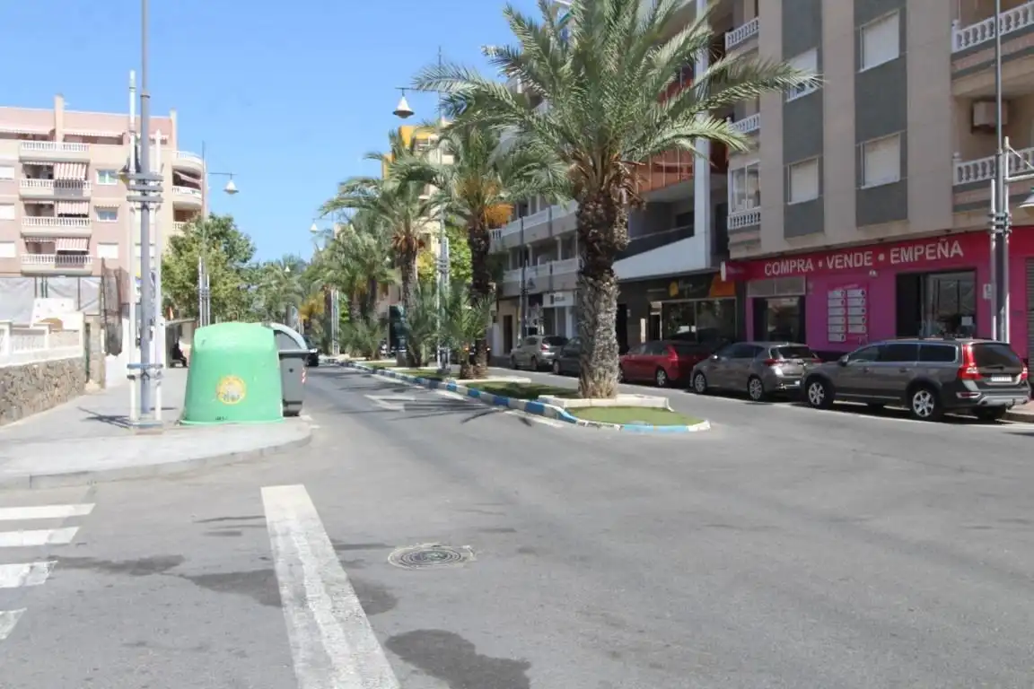 Vista exterior de Planta baja en venta en Torrevieja con Terraza