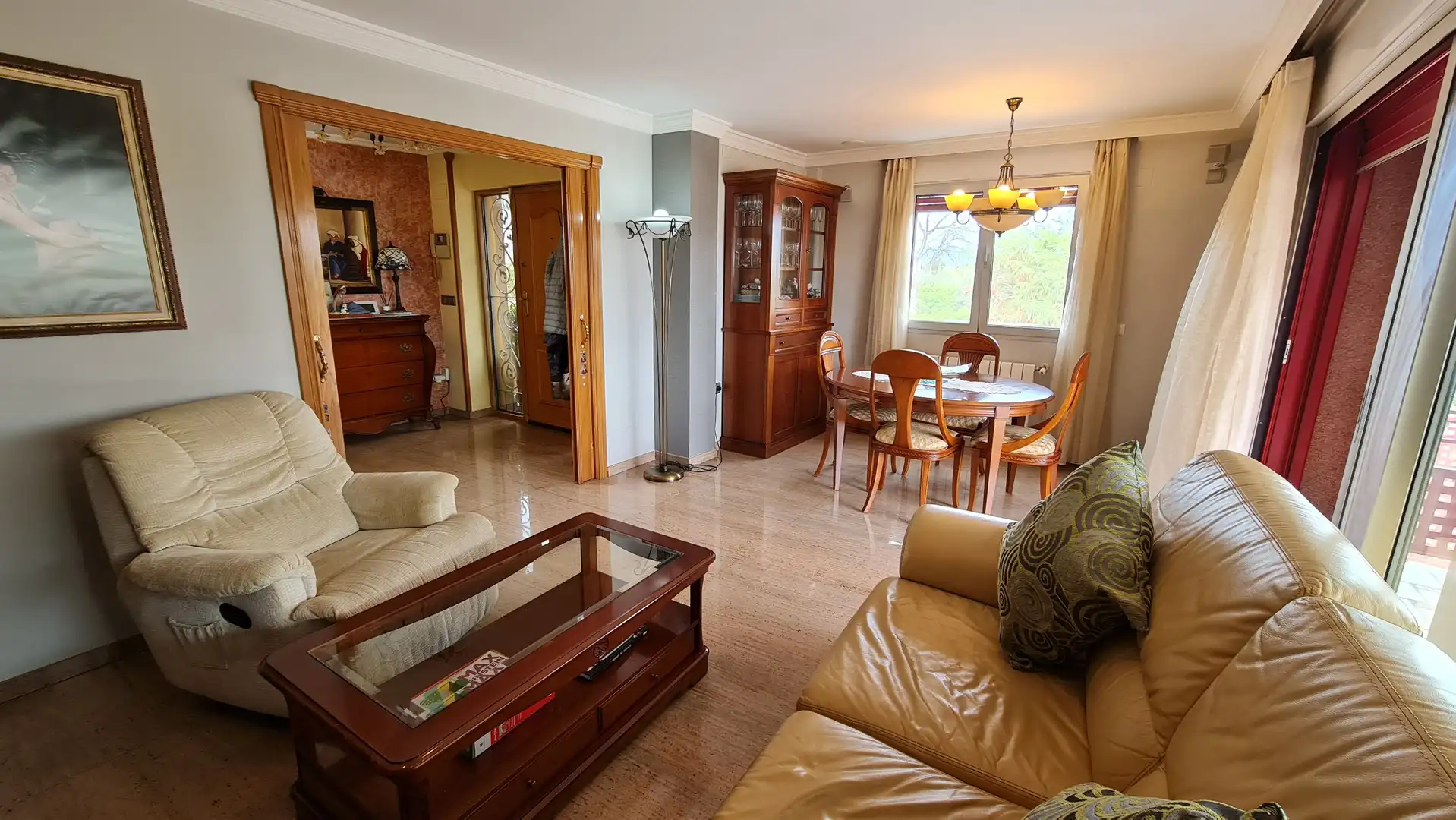 Sala d'estar de Casa o xalet en venda en Oliva amb Aire condicionat, Calefacció i Jardí privat