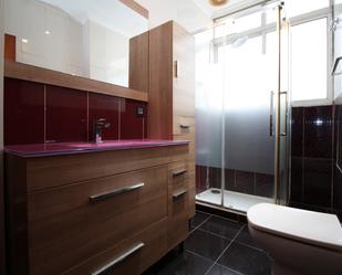 Bathroom of Flat for sale in Valladolid Capital  with Heating, Oven and Washing machine