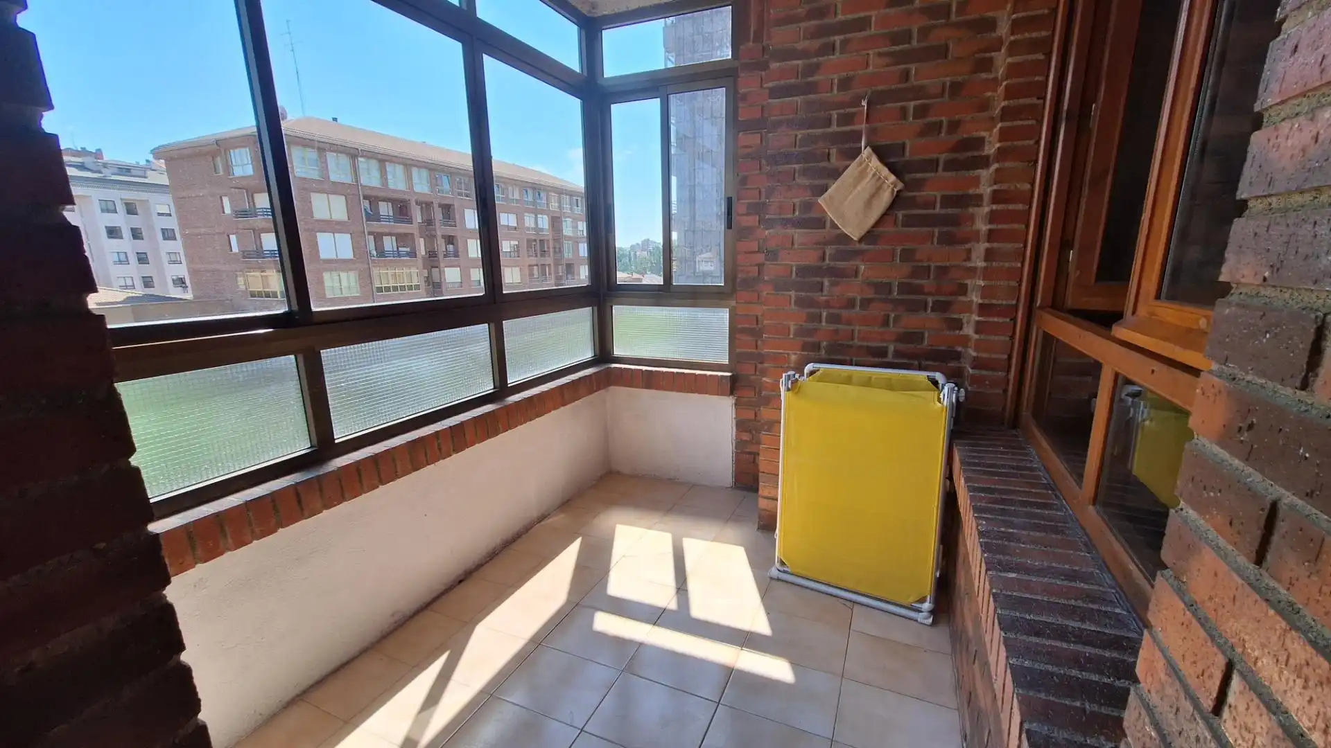Terrassa de Pis en venda en Burgos amb Calefacció i Traster