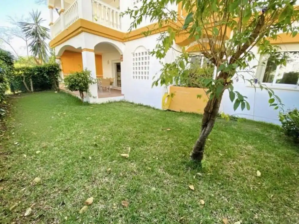 Garten von Erdgeschoss zur Miete in Marbella mit Klimaanlage, Privatgarten und Terrasse