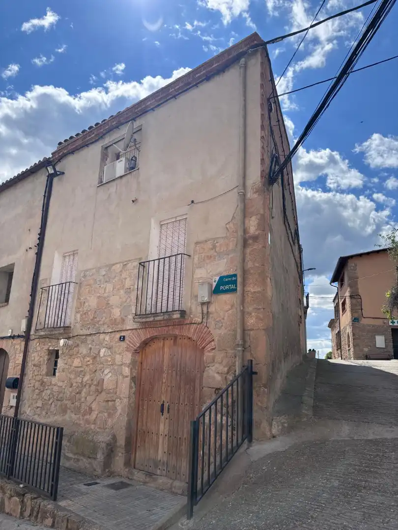Vista exterior de Casa o xalet en venda en Torrebesses amb Aire condicionat, Traster i Moblat